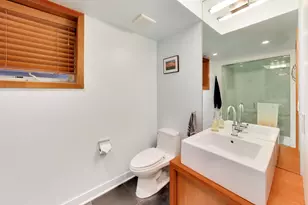 2010 W Bradley Pl, Chicago, IL 60618 - Photo 49