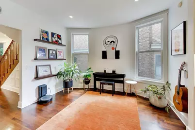 2010 W Bradley Place, Chicago, IL 60618 - Photo 19