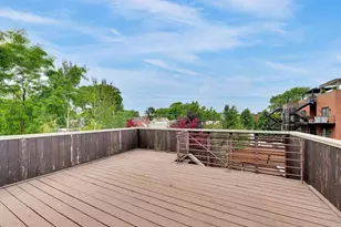 2010 W Bradley Pl, Chicago, IL 60618 - Photo 41