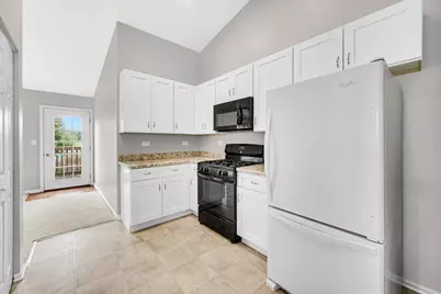 756 Genesee Drive, Naperville, IL 60563 - Photo 9