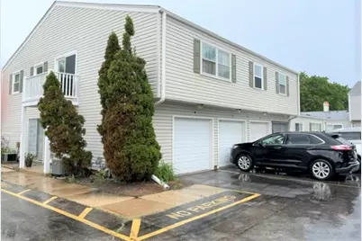 157 Peter Court #B, Bartlett, IL 60103 - Photo 1