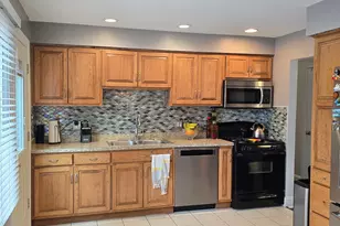 7447 160th Pl, Tinley Park, IL 60477 - Photo 9
