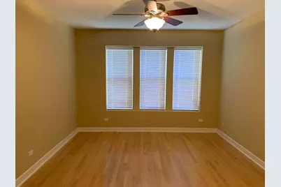7406 N Damen Avenue #2, Chicago, IL 60645 - Photo 9