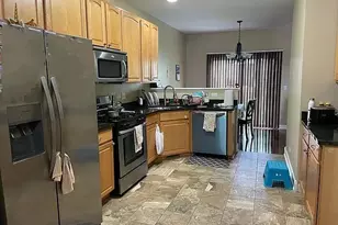 2277 Stoughton Dr, Aurora, IL 60502 - Photo 5