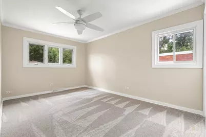 402 N Douglas Avenue #402, Villa Park, IL 60181 - Photo 9