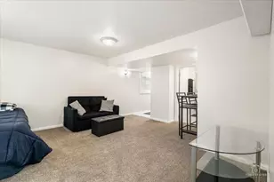 402 N Douglas Ave, Villa Park, IL 60181 - Photo 15
