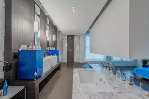 321 S Jefferson St, Chicago, IL 60661 - Photo 9
