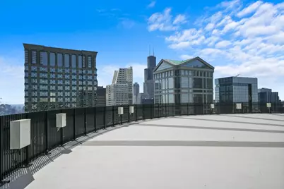 300 N State Street #5306, Chicago, IL 60654 - Photo 21