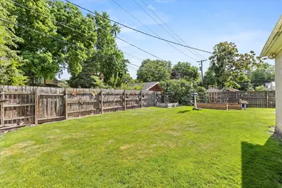 832 E Jefferson Street, Morris, IL 60450 - Photo 27