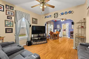 832 E Jefferson St, Morris, IL 60450 - Photo 5