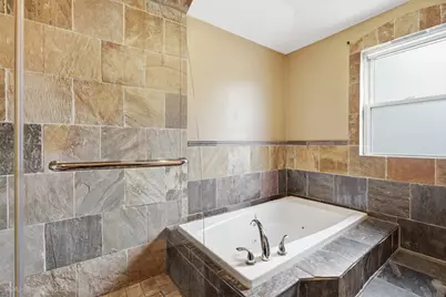 7910 Babb Avenue, Skokie, IL 60077 - Photo 25