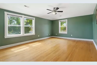 7910 Babb Avenue, Skokie, IL 60077 - Photo 21