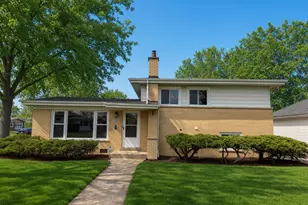 191 Kathleen Ln, Chicago Heights, IL 60411 - Photo 1