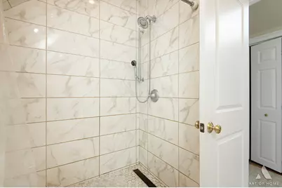 2821 N Springfield Avenue, Chicago, IL 60618 - Photo 17