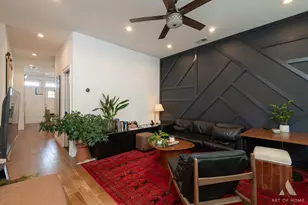 2821 N Springfield Ave, Chicago, IL 60618 - Photo 7