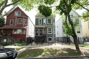 2821 N Springfield Ave, Chicago, IL 60618 - Photo 3