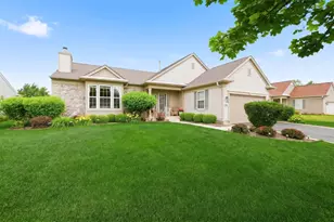 12843 Farm Hill Dr, Huntley, IL 60142 - Photo 3