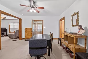 206 N 6th St, Oregon, IL 61061 - Photo 9