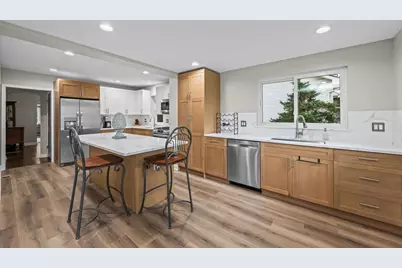 1032 Courtland Avenue, Park Ridge, IL 60068 - Photo 9