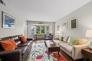 1032 Courtland Ave, Park Ridge, IL 60068 - Photo 3