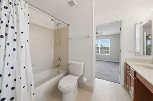 1130 Championship Dr, Elgin, IL 60124 - Photo 41