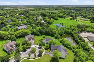1130 Championship Dr, Elgin, IL 60124 - Photo 37