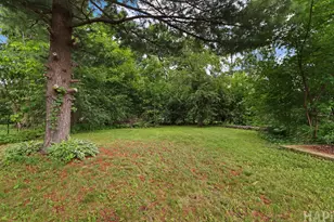 18156 W Timber Ln, Grayslake, IL 60030 - Photo 19