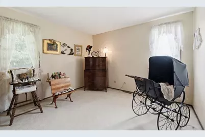1411 W Allison Court, Arlington Heights, IL 60005 - Photo 23