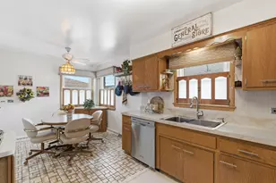 2539 Atlantic St, Franklin Park, IL 60131 - Photo 7