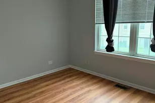4791 Amber Cir, Hoffman Estates, IL 60192 - Photo 11