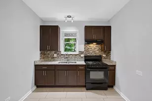 7406 S Crandon Ave, Chicago, IL 60649 - Photo 13