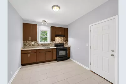 7406 S Crandon Avenue, Chicago, IL 60649 - Photo 17