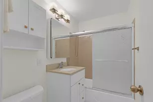 8905 Knight Ave, Des Plaines, IL 60016 - Photo 11