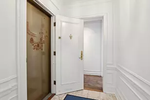 421 W Melrose St, Chicago, IL 60657 - Photo 15