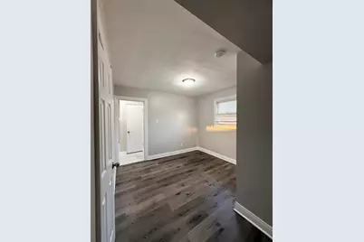 17002 Greenbay Avenue, Lansing, IL 60438 - Photo 7