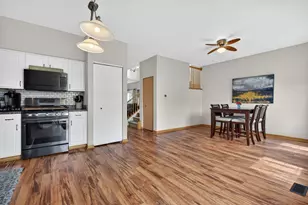 1432 Red Top Ln, Minooka, IL 60447 - Photo 7