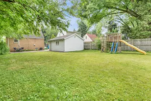 528 Maple Ln, Hillside, IL 60162 - Photo 19
