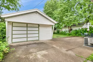 528 Maple Ln, Hillside, IL 60162 - Photo 17