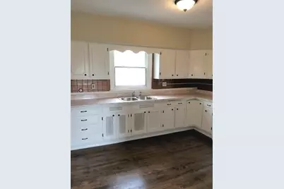 4252 Prescott Avenue, Lyons, IL 60534 - Photo 7