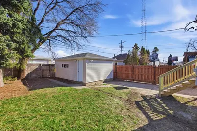 5020 W Fletcher Street, Chicago, IL 60641 - Photo 35