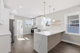 5020 W Fletcher St, Chicago, IL 60641 - Photo 9