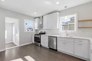 5020 W Fletcher St, Chicago, IL 60641 - Photo 5