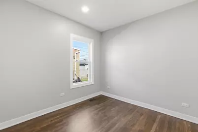 5020 W Fletcher Street, Chicago, IL 60641 - Photo 15