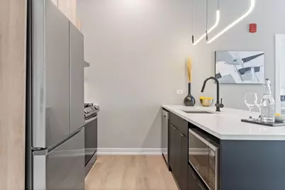 3217 N Clark Street #303, Chicago, IL 60657 - Photo 3