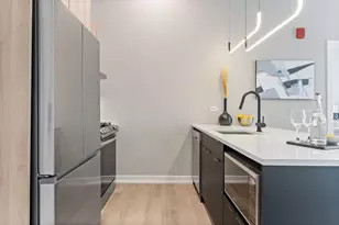 3217 N Clark St, Chicago, IL 60657 - Photo 3