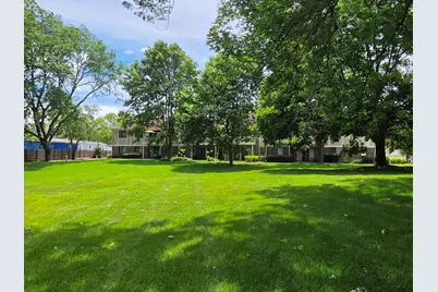 733 Plum Tree Court #C2, Wheeling, IL 60090 - Photo 23