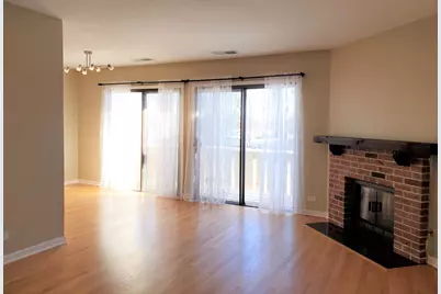 733 Plum Tree Court #C2, Wheeling, IL 60090 - Photo 5