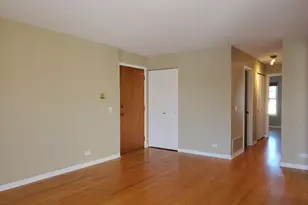 733 Plum Tree Ct, Wheeling, IL 60090 - Photo 3