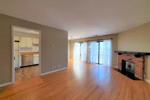 733 Plum Tree Ct, Wheeling, IL 60090 - Photo 11