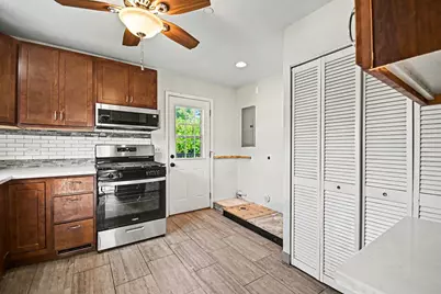 7750 Blazer Avenue, Justice, IL 60458 - Photo 7